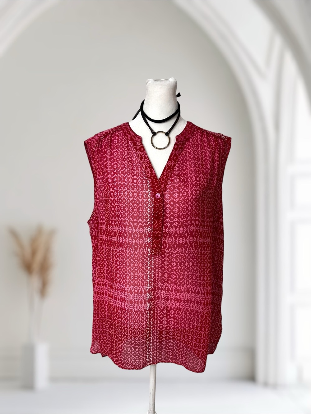 a.n.a Sleeveless Blouse Size XL